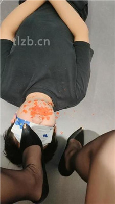 图片[17]_【橘子】嘴叼鞋子/滴蜡训练/脚插嘴_HD绳艺资源