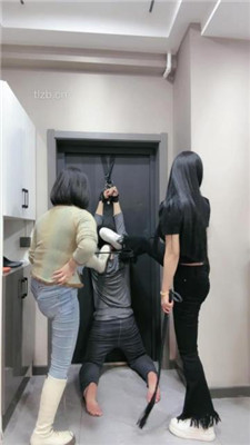 图片[7]_【鱼糯糯】双S-吊绑贱奴疯狂虐打/揪耳骑脖/转胯/耳光裸足插嘴_HD绳艺资源