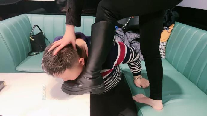 图片[8]_【梓S】KTV-群调S玩虐老板/骑脖/踩踏【完整版】_HD绳艺资源