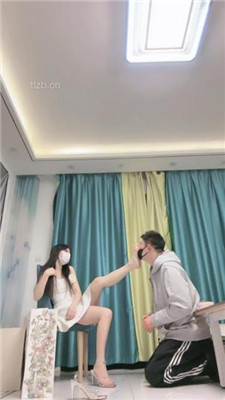 图片[3]_【月影儿】开发暗恋者做狗-高跟踩踏/脚插嘴_HD绳艺资源