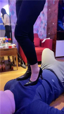 图片[20]_【毛绒月亮】长靴提档/抽耳光/踩踏闻白袜/脚插嘴_HD绳艺资源