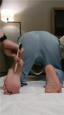 图片[3]_【米小唐】高跟肉丝脚玩虐狗_HD绳艺资源