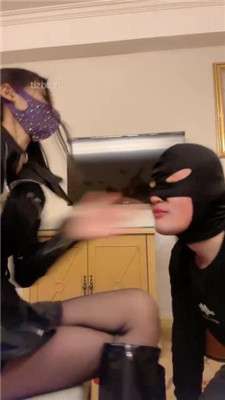 图片[8]_【冰爷】跪舔长靴黑丝/转胯/丝袜塞嘴踩踏_HD绳艺资源