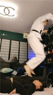 【松紫】跆拳道女神重度踢踹虐打