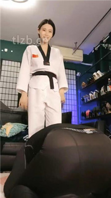 【松紫】跆拳道女神重度踢踹虐打