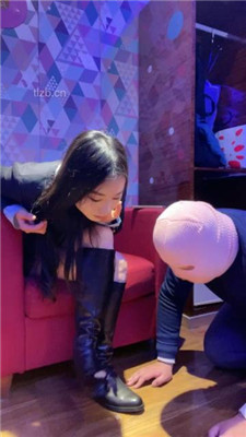 图片[19]_【毛绒月亮】妩媚长靴S-耳光踢踹口水_HD绳艺资源