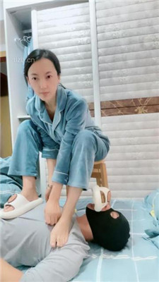 图片[5]_【九蛇大大】脏拖鞋踩狗/腿绞窒息/掐乳_HD绳艺资源