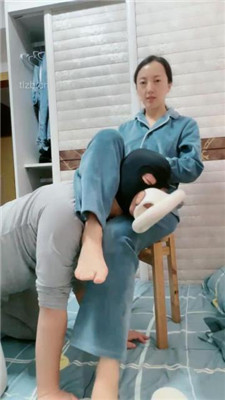 图片[6]_【九蛇大大】脏拖鞋踩狗/腿绞窒息/掐乳_HD绳艺资源