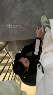 图片[10]_【辣姐】楼梯间公开处刑遛狗_HD绳艺资源