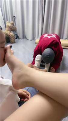 图片[16]_【瑶瑶】情侣奴-奴下奴-舔臭脚/吃丝袜/嘴叼黄瓜/加官窒息_HD绳艺资源