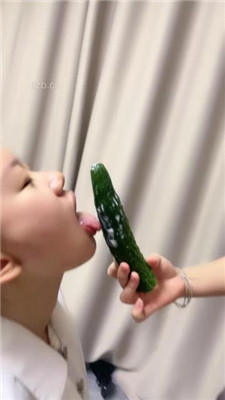 图片[17]_【瑶瑶】情侣奴-奴下奴-舔臭脚/吃丝袜/嘴叼黄瓜/加官窒息_HD绳艺资源