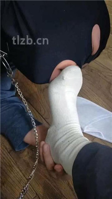 图片[5]_【姜果果】跪舔脏鞋臭袜/吃袜子_HD绳艺资源