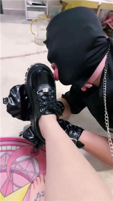 图片[12]_【小软】疯狂羞辱父母-圣水+袜子_HD绳艺资源