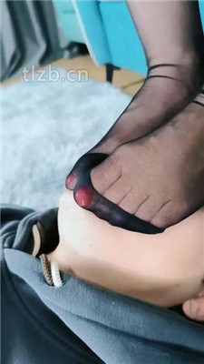 图片[2]_【西安欣】黑丝脚捂脸窒息/踩踏/人肉坐垫_HD绳艺资源