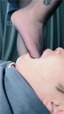 图片[5]_【西安欣】黑丝脚捂脸窒息/踩踏/人肉坐垫_HD绳艺资源