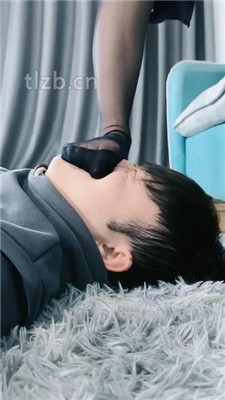 图片[8]_【西安欣】黑丝脚捂脸窒息/踩踏/人肉坐垫_HD绳艺资源