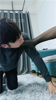 图片[13]_【西安欣】黑丝脚捂脸窒息/踩踏/人肉坐垫_HD绳艺资源