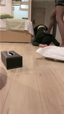 图片[12]_【烁烁】坐脸窒息/转胯sp/跪舔黑丝高跟/踩踏喂食_HD绳艺资源