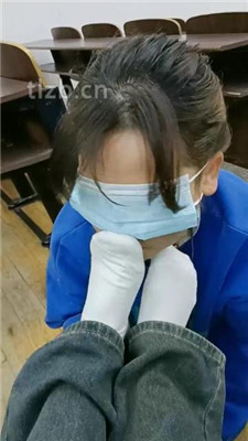 图片[4]_【爱可呀】母畜-遛狗爬行/舔毛拖鞋/舔素人长靴/闻棉袜_HD绳艺资源