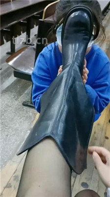 图片[7]_【爱可呀】母畜-遛狗爬行/舔毛拖鞋/舔素人长靴/闻棉袜_HD绳艺资源