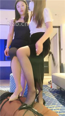 图片[18]_【安琪】情侣奴-奴下奴-跪舔臭脚/闻高跟/踩踏绳艺技巧【双视角版】_HD绳艺资源