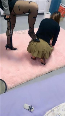 图片[17]_【小雅老师】母畜-强迫灌晨尿-彻底沦为脚奴_HD绳艺资源