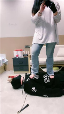 图片[12]_【小羊】训练狗链遛狗/骑脖/高跟踩踏/舔脏鞋底裸足_HD绳艺资源