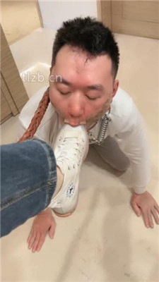 图片[18]_【万一】高跟匡威玩弄绿帽前任/踩狗爪/舔超脏鞋底/桌底虐/捂脸_HD绳艺资源