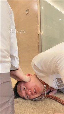 图片[20]_【万一】高跟匡威玩弄绿帽前任/踩狗爪/舔超脏鞋底/桌底虐/捂脸_HD绳艺资源