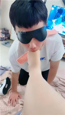 图片[16]_【苏晗】健身后原味鞋袜踩虐/揪耳朵_HD绳艺资源