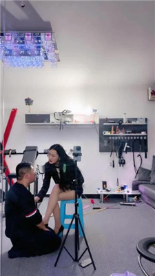 图片[2]_【尤金女皇】抽耳光/藤条训练/踩踏/虐乳舔臭脚_HD绳艺资源