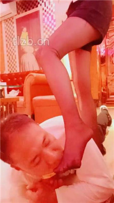 图片[12]_【陈甜女帝】KTV卫生间-高跟-短靴踩踏厕奴_HD绳艺资源