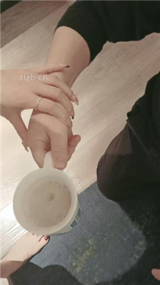 图片[17]_【bibi团】清理脏鞋底/全体重踩踏/赏赐圣水_HD绳艺资源