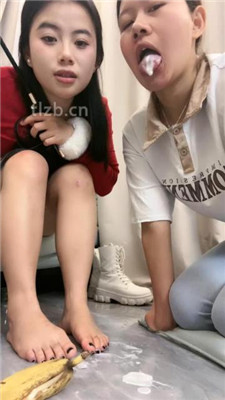 图片[19]_【瑶瑶】母畜-踩踏香蕉喂食/清理脏鞋底/转胯sp/黑丝酸奶脚_HD绳艺资源