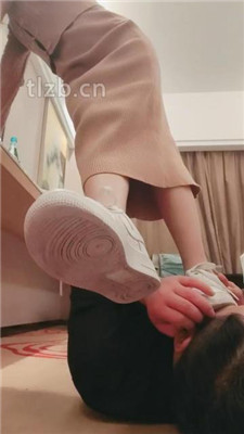 图片[8]_【嘉妮】空军一号脏鞋蹂躏/转胯/虐乳/数据线训练_HD绳艺资源