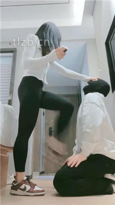 图片[5]_【妮蔻】踩狗爪/夹头/提档/窒息/鞋子插嘴/闻舔肉丝_HD绳艺资源