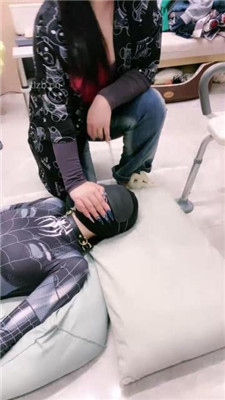 图片[7]_【小羊】母畜-遛狗爬行/碾压踩狗脸/跪舔裸足_HD绳艺资源