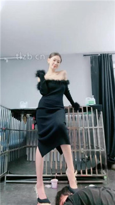 图片[13]_【艾琳175】铁笼关狗-舔高跟/碾压狗爪/插嘴/袜子塞嘴/虐乳_HD绳艺资源