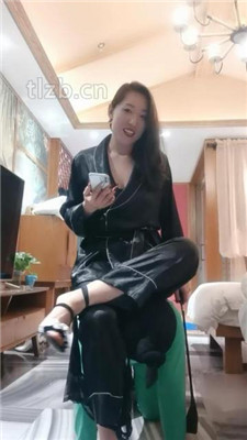 图片[5]_【冷御绳艺导师】胯下遛狗/脚喂食/踩踏/品尝臭脚_HD绳艺资源