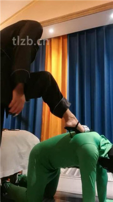 【冰时代】湄拉超脏空军一号踩着狗脸
