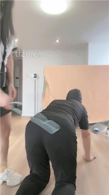 图片[3]_【清禾】人体鞋架/鞋底口水舔/虐乳/狗链遛狗/骑马_HD绳艺资源