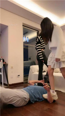 图片[14]_【高难度挑战美学】双S-骑马狗链遛狗/踩踏重度虐打/插嘴【双视角版】_HD绳艺资源