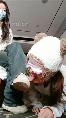 图片[3]_【爱可呀】双S-伺候超模学姐-胯下羞辱/舔脚清理鞋底_HD绳艺资源