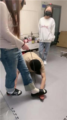 图片[3]_【九九绳艺导师】双S-带素人舍友玩虐出轨男友_HD绳艺资源