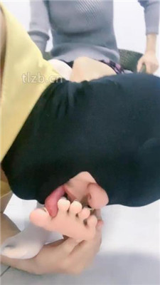 图片[11]_【P崽】紫高跟白丝碾压踩狗脸_HD绳艺资源