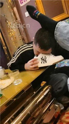 图片[8]_【文文文】KTV-素人S-闻小白鞋黑棉袜_HD绳艺资源