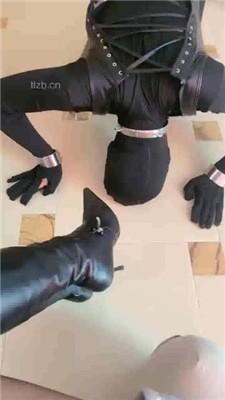 图片[13]_【高傲】胯下辱/重度训练/长靴美腿/口水吐脸_HD绳艺资源