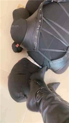 图片[17]_【高傲】胯下辱/重度训练/长靴美腿/口水吐脸_HD绳艺资源