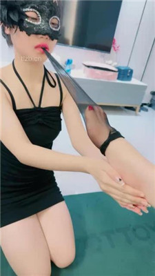 图片[18]_【爱神】母畜发骚-跪舔黑丝高跟/闻臀部/耳光/喝圣水_HD绳艺资源