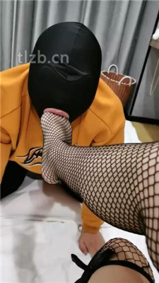 图片[4]_【梨窝】跪舔高跟原味网袜_HD绳艺资源